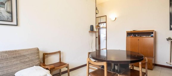 3-salle Appartement à Cabiate, Italy No. 30186 19