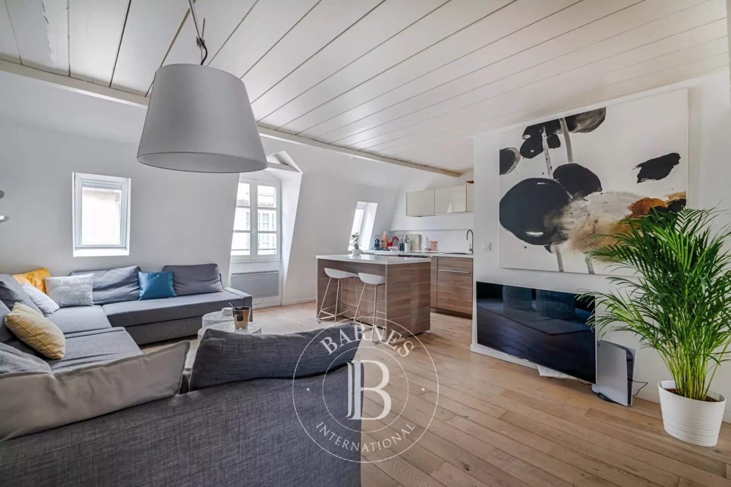 1 غرف نوم منزل ذو طابقين في Paris, France رقم 188427