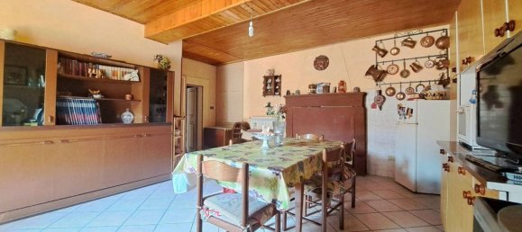 1 bedroom Apartment in Oriolo Romano, Italy No. 341609 4