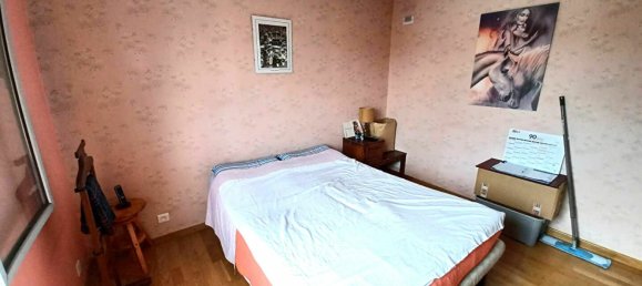 4 bedrooms House in Ivry-sur-Seine, France No. 170999 7