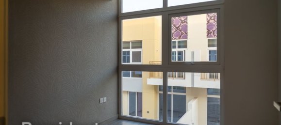 3 bedrooms Townhouse in Dubai, UAE No. 3399 3