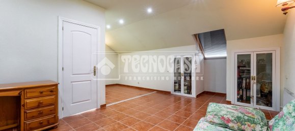 Дом с 7 спальнями в Мадрид, Испания № 170773 3