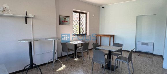 Propriété commerciale à Udine, Italy 100m² No. 360033 3