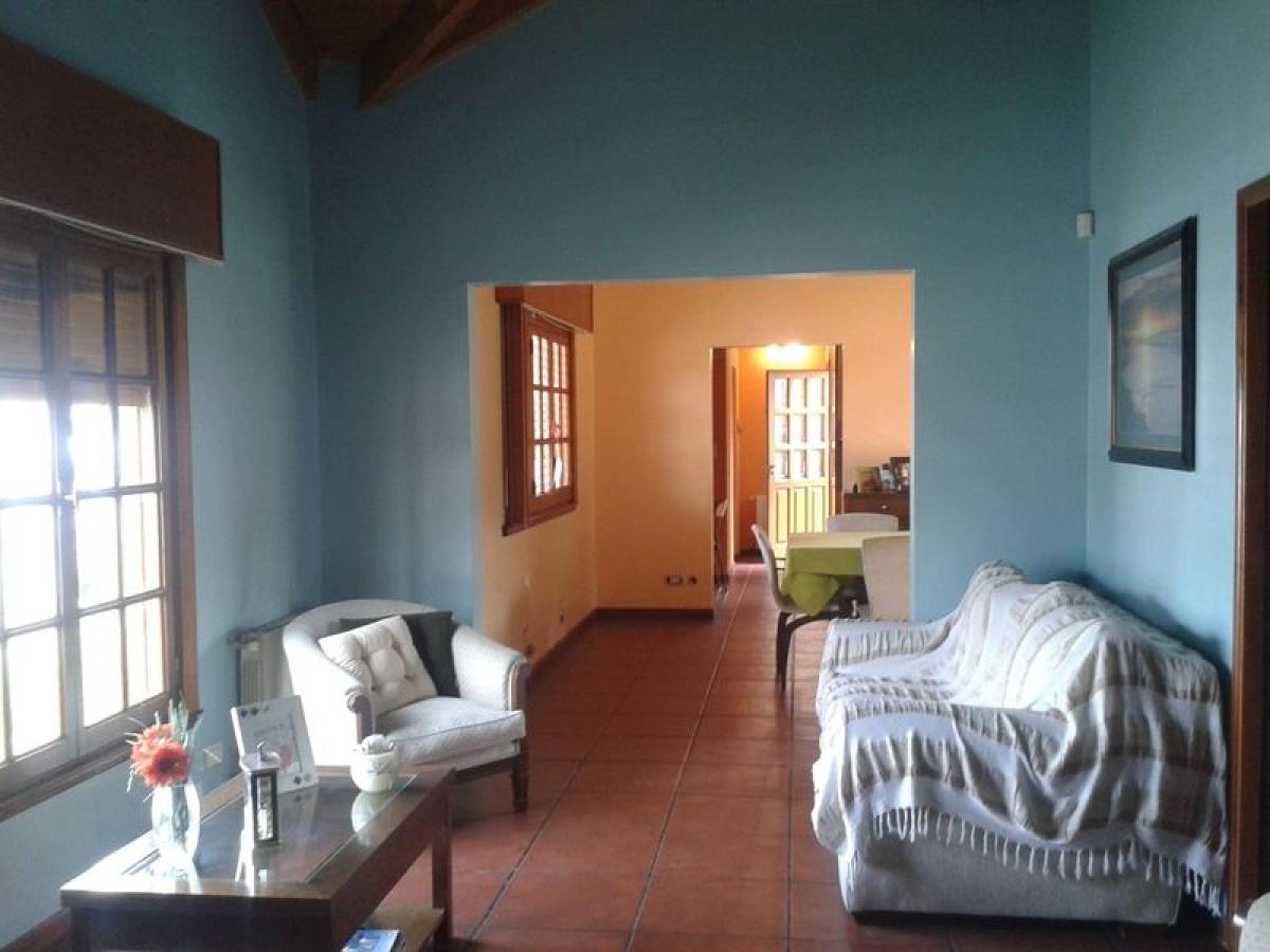 3 Schlafzimmer Haus in Buenos Aires, Argentina, Nr. 69272