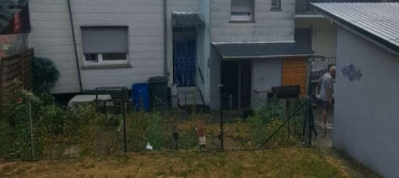 4 bedrooms Townhouse in Kaiserslautern, Germany No. 221022 2