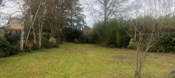 570m² Land in Bordeaux, France No. 219071 3