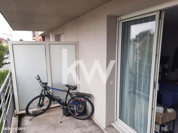 Studio in Achicourt, France, Nr. 312024