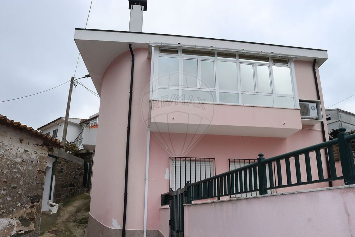 Casa de 3 dormitorios en Armamar, Portugal No. 169893