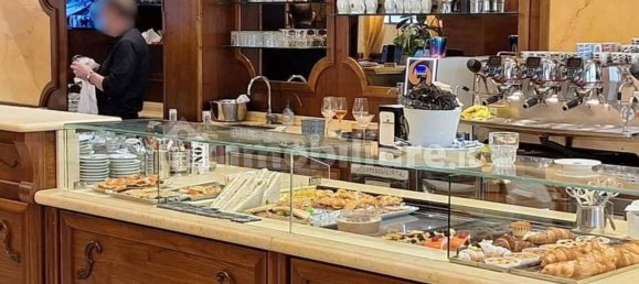 267m² Commercial property in Ravenna, Italy No. 317014 9