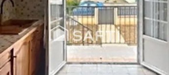 Casa de 3 dormitorios en Neuville-de-Poitou, France No. 315232 9