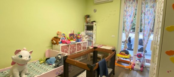 Квартира с 2 спальнями в Генуя, Италия № 353043 8