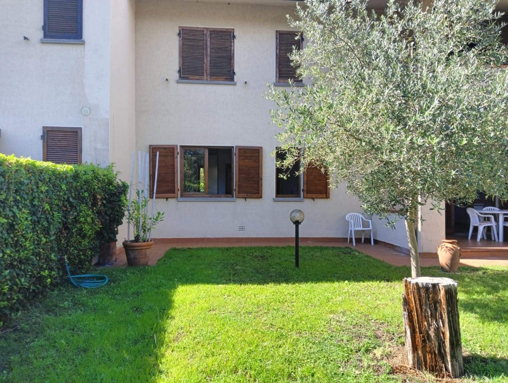 2 bedrooms Apartment in Pietrasanta, Italy No. 345669