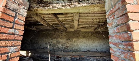 Studio in Radicofani, Italy No. 1422 5