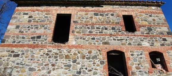 Studio in Radicofani, Italy No. 1422 6