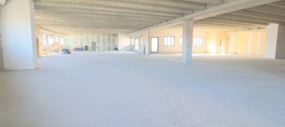 Oficina en Cazzago San Martino, Italy 775 m² No. 151448 4