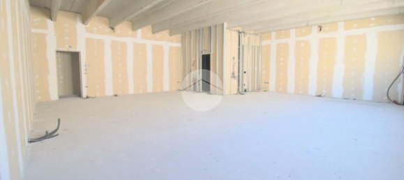 Oficina en Cazzago San Martino, Italy 775 m² No. 151448 16