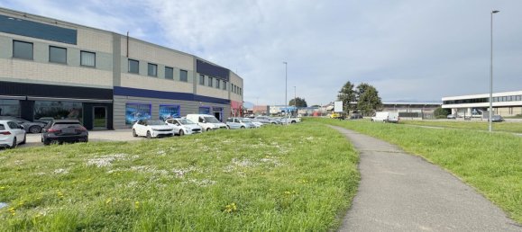 Oficina en Cazzago San Martino, Italy 775 m² No. 151448 19