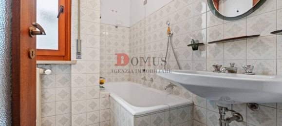 2 bedrooms Apartment in Verona, Italy No. 322691 17