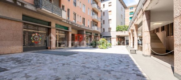 2 bedrooms Apartment in Verona, Italy No. 322691 22