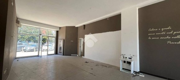 Коммерческая недвижимость с 2 комнатами в Козенца, Италия № 41592 6