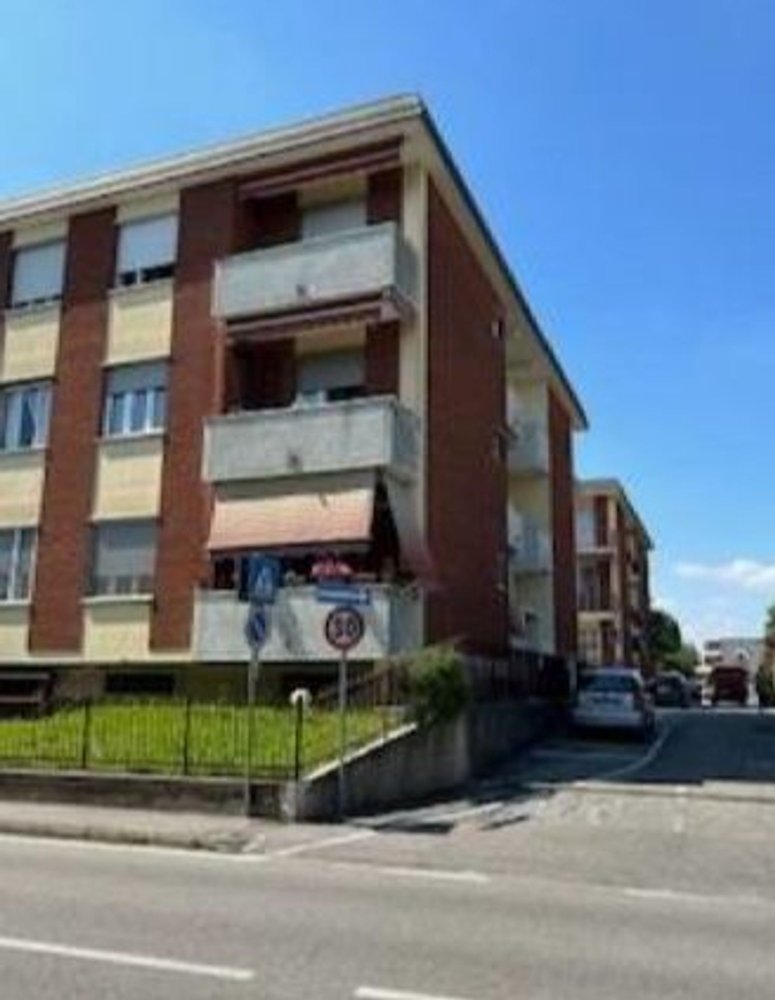 Apartamento de 4 divisões em Cambiago, Italy N.º 287651