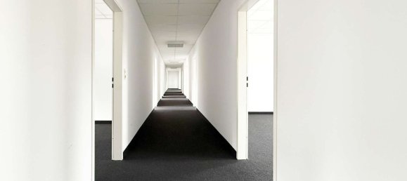 1132m² Building in Bremen, Germany No. 286204 17