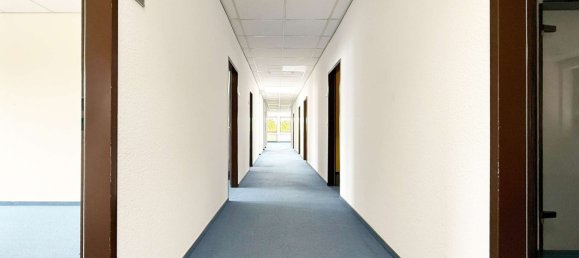 1132m² Building in Bremen, Germany No. 286204 13