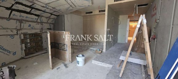 Квартира с 1 спальней в Сент-Джулианс, Мальта № 470 11