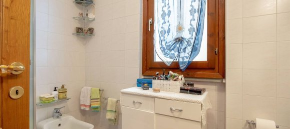 Квартира с 3 спальнями в Кампи Бизенцио, Италия № 319702 13