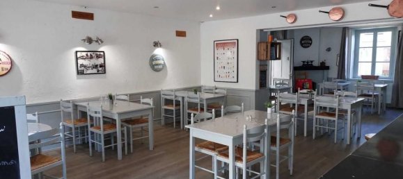 Propriété commerciale à Élancourt, France 90m² No. 170363 5