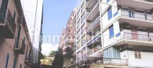 4 bedrooms Apartment in Messina, Italy No. 51844 24