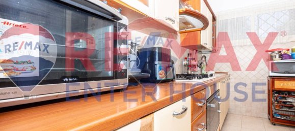 3 bedrooms Apartment in Rome, Italy No. 52902 33