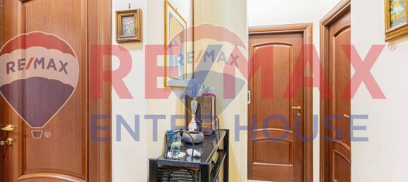 3 bedrooms Apartment in Rome, Italy No. 52902 5