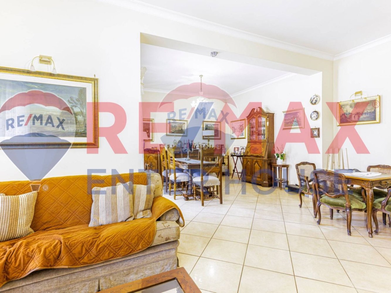 3 bedrooms Apartment in Rome, Italy No. 52902
