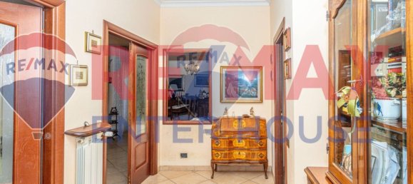 3 bedrooms Apartment in Rome, Italy No. 52902 32