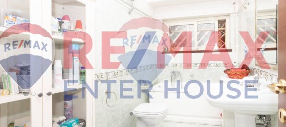 3 bedrooms Apartment in Rome, Italy No. 52902 7