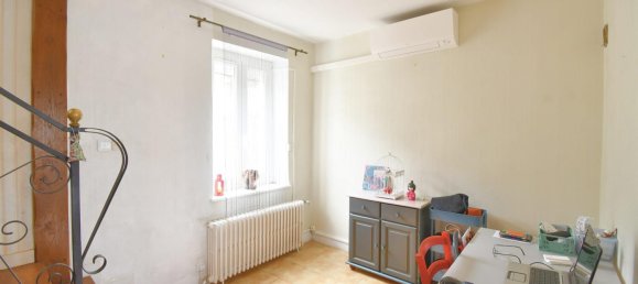 2 bedrooms House in Chateau-Chinon (Ville), France No. 303193 11