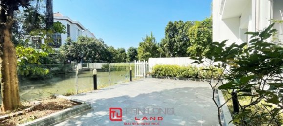 4 غرف نوم فيلا في Long Bien, Vietnam رقم 513 18