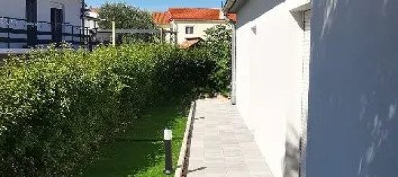 2 Schlafzimmer Haus in Zadar, Croatia, Nr. 179 10