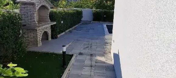 2 Schlafzimmer Haus in Zadar, Croatia, Nr. 179 8