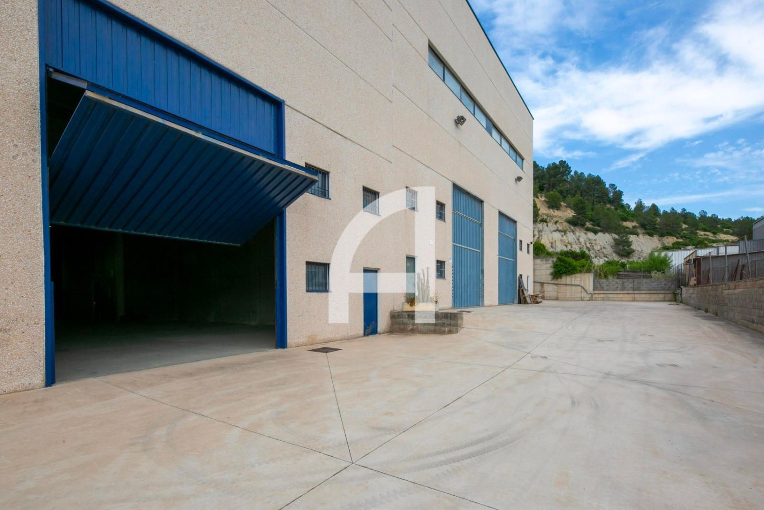 Gewerbliche Immobilie in Barcelona, Spain 560m², Nr. 253404