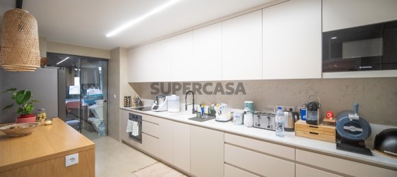 3 bedrooms Apartment in Vila Nova de Gaia, Portugal No. 160025 6