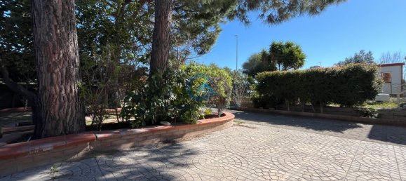 3 rooms Villa in Borgia, Italy No. 50048 15