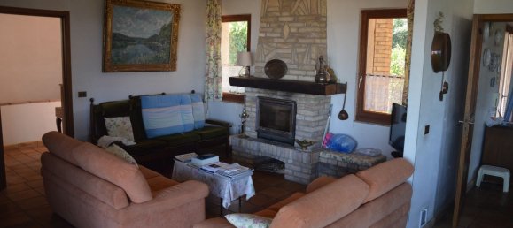 6 rooms Villa in Petacciato, Italy No. 255986 3