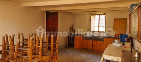 5 bedrooms House in Frassinoro, Italy No. 320456 6