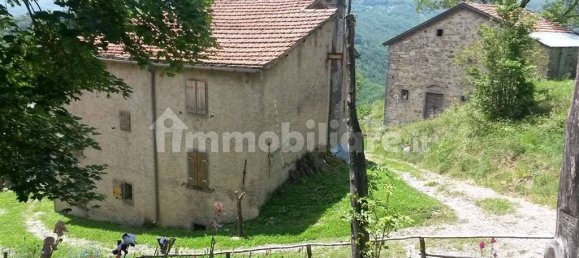 5 bedrooms House in Frassinoro, Italy No. 320456 2