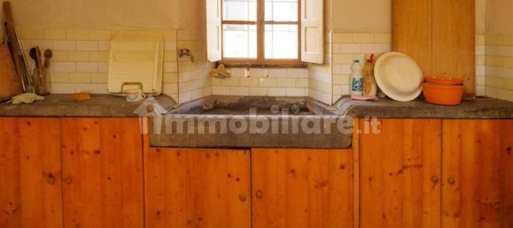 5 bedrooms House in Frassinoro, Italy No. 320456 7