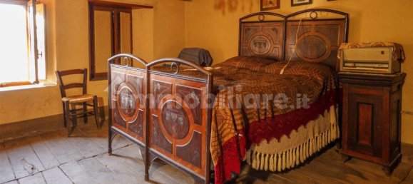 5 bedrooms House in Frassinoro, Italy No. 320456 11