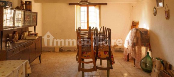 5 bedrooms House in Frassinoro, Italy No. 320456 9