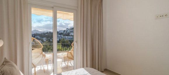 3 bedrooms Penthouse in Benahavis, Spain No. 186042 14